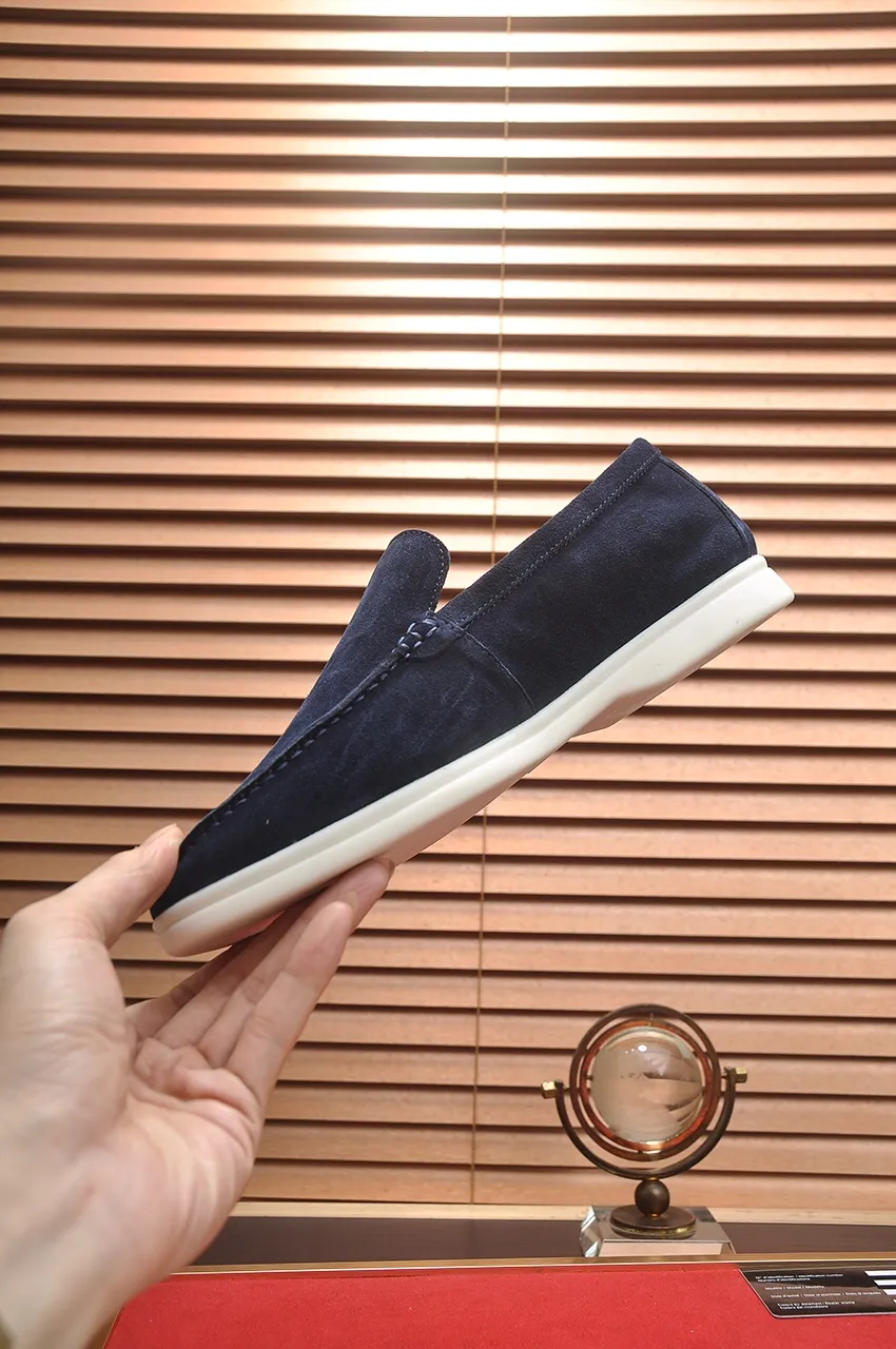 Men's shoes 💰400💶[𝐥𝐨𝐫𝐨 𝐏𝐢𝐚𝐧𝐚] [Couple model] High-end quality, affordable price, LP classic loafers, Italian treasure brand, the only brand that can match Hermès! Only after wearing it do we know that we can’t live up to our feet. Women’s code: 35-40 (customized sizes 34, 41, 42 are non-returnable) Men’s code: 38-44 (customized 45, 46, 47, 48 are non-refundable) Fabric: Customized imported cashmere Lining: Customized imported fetal cowhide Foot: Imported benzene-dyed calfskin Outsole: Exclusive original glass rubber outsole